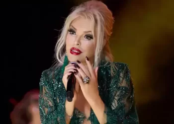 Ajda Pekkan: Çocukların ölmediği bir yıl diledi
