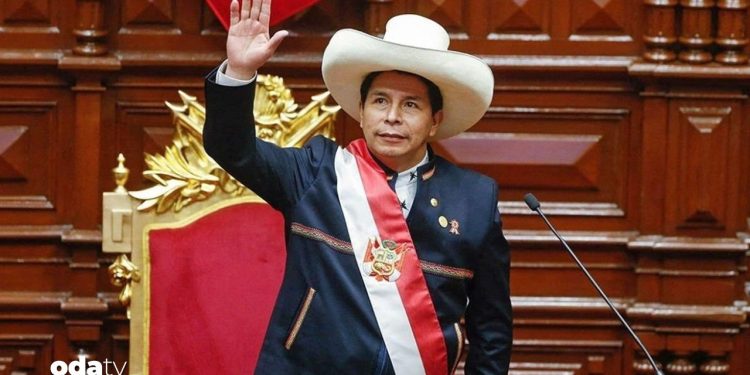 Açlık grevine başlamıştı: Eski Peru Cumhurbaşkanı Pedro Castillo hastaneye kaldırıldı