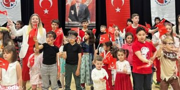 Manchester’da 23 Nisan coşkusu
