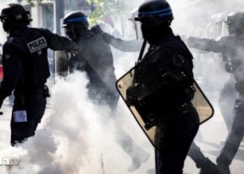 Fransa’da sokaklar karıştı: Olaylı 1 Mayıs