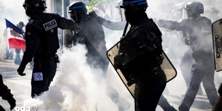 Fransa’da sokaklar karıştı: Olaylı 1 Mayıs