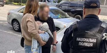 İş kurmak için 2 yaşındaki bebeğini sattı: Suçüstü yakalandı