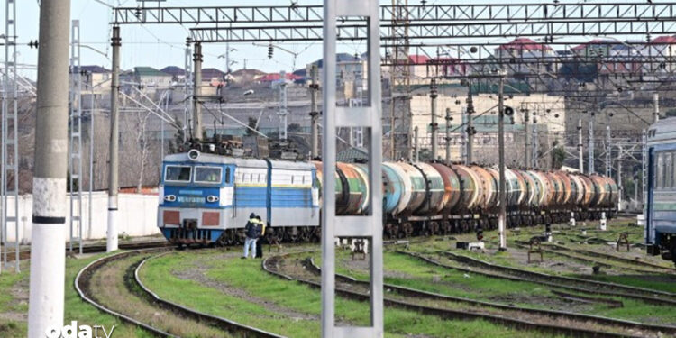 Azerbaycan’dan Ermenistan’a 979 ton akaryakıt sevkiyatı