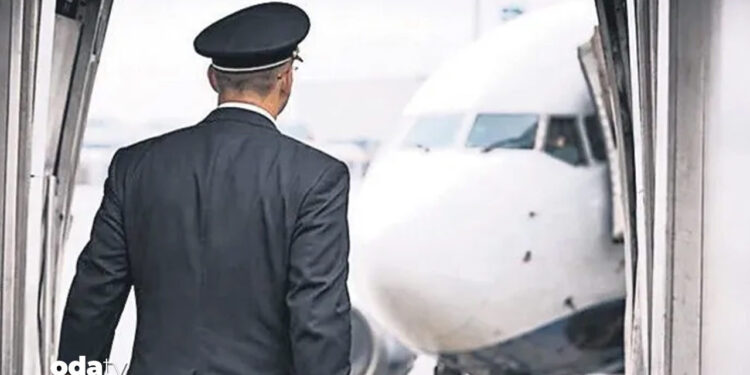 ‘Pilotum’ dedi, 4 yıl uçtu: Mesleği şoke etti